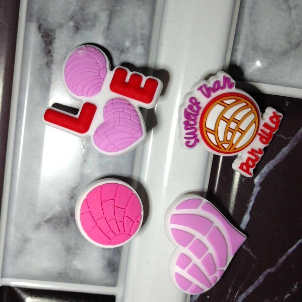 Concha Shoe Charms Set of 4 Matching Charms NEW